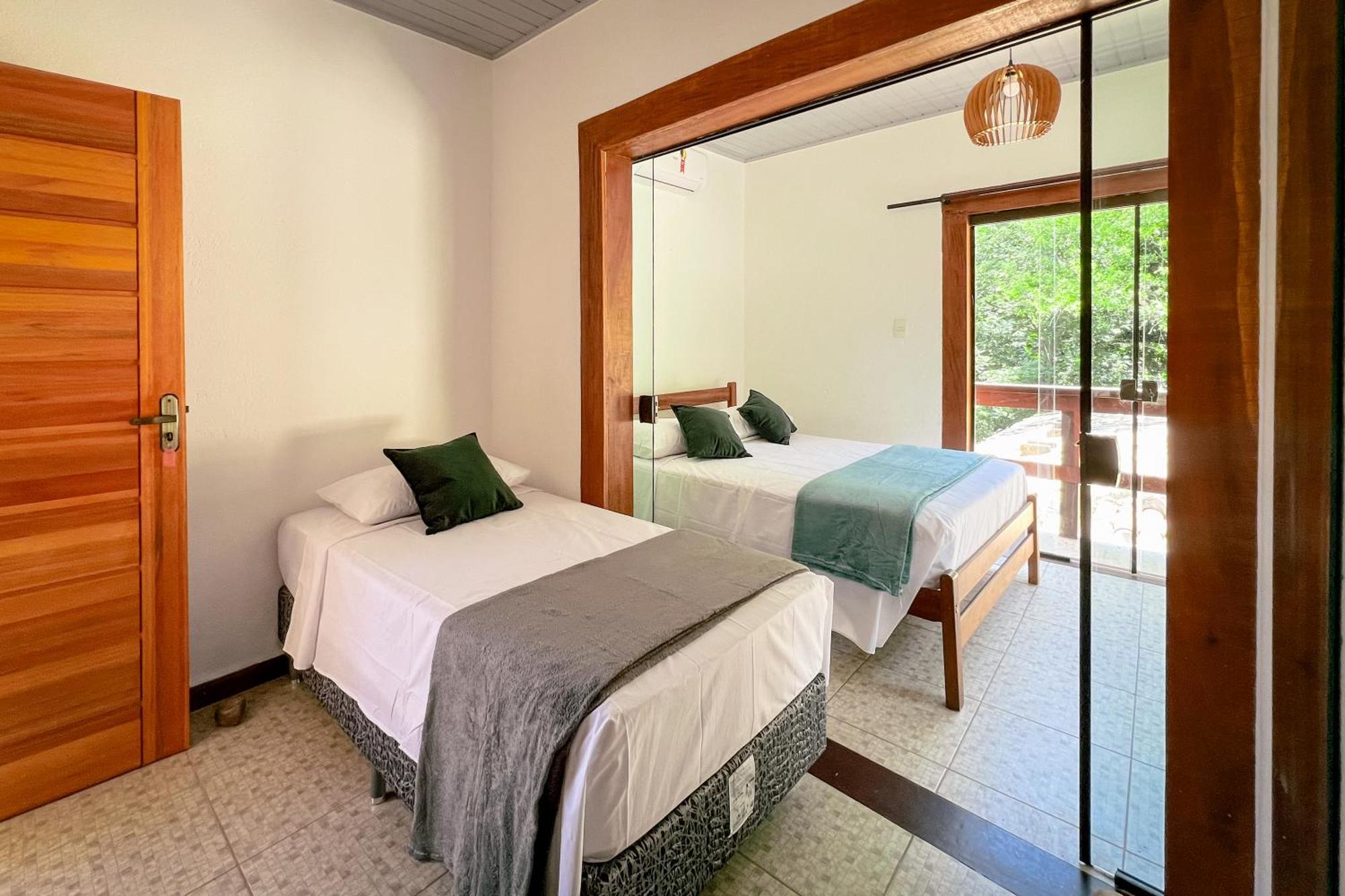 Velinn Pousada Canoa Ilhabela Quarto foto