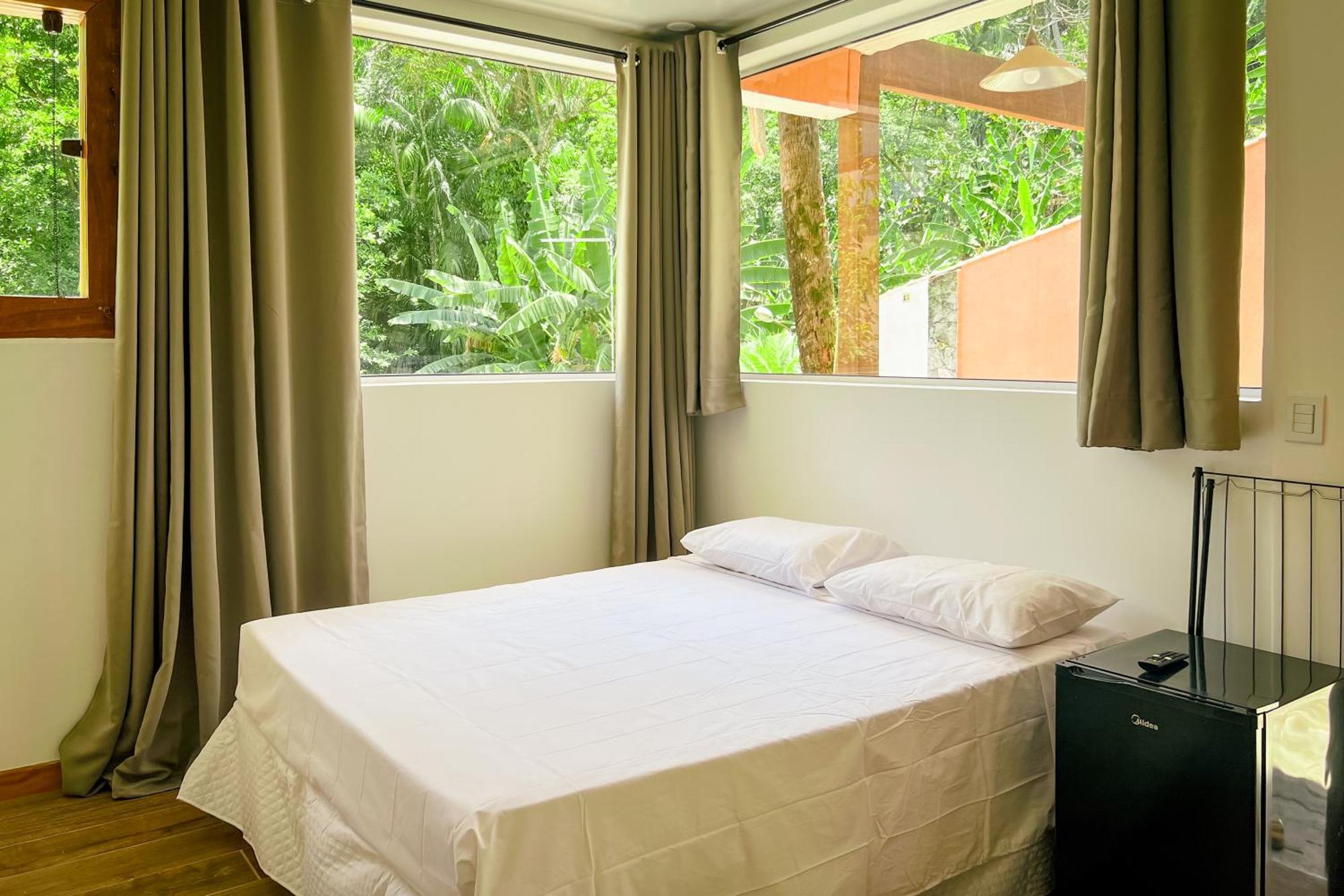 Velinn Pousada Canoa Ilhabela Quarto foto